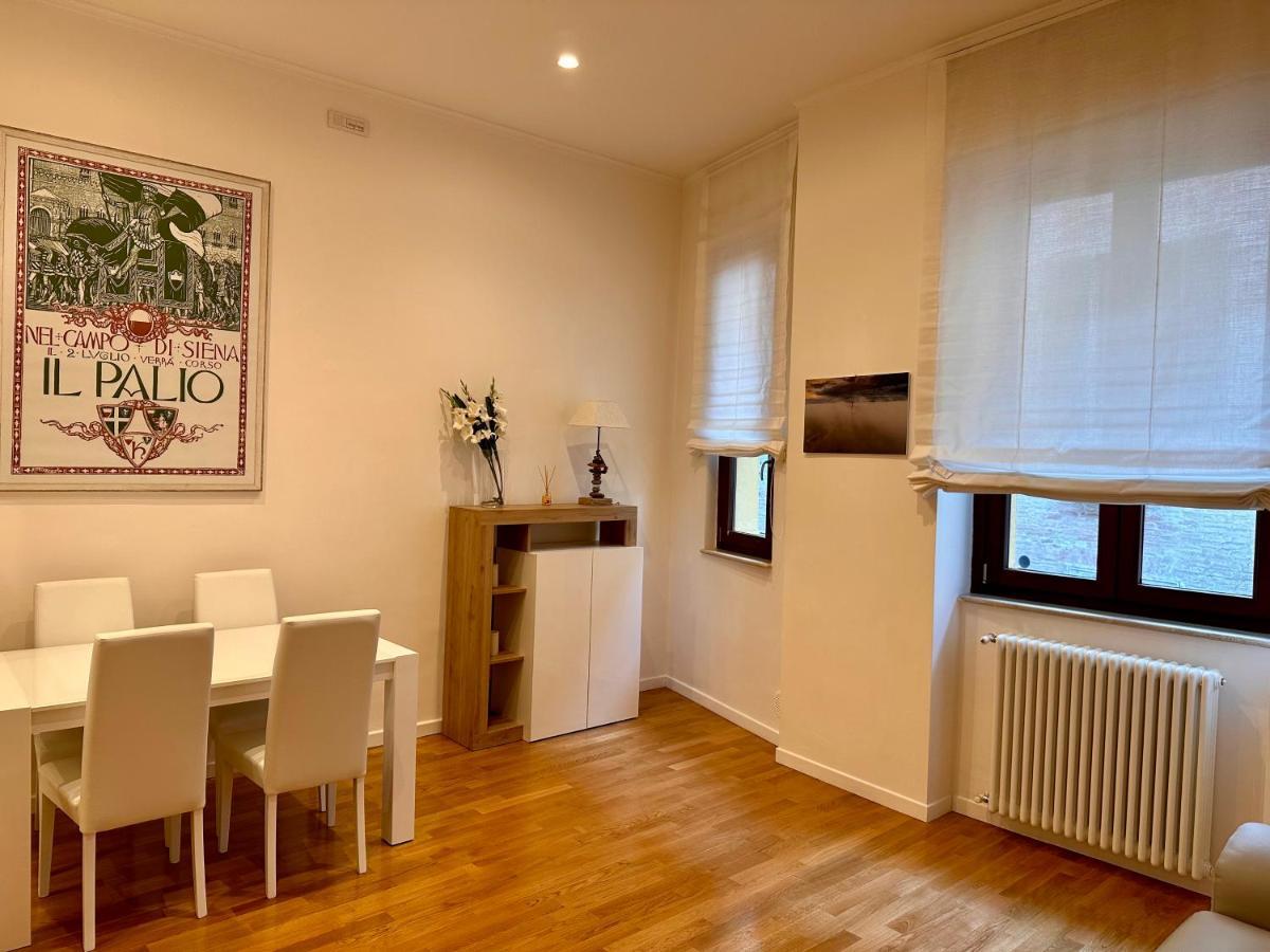 Sisters' Home - Appartamento Nel Centro Storico Con Terrazzo, Aria Condizionata E Vasca Da Bagno Siena Zewnętrze zdjęcie
