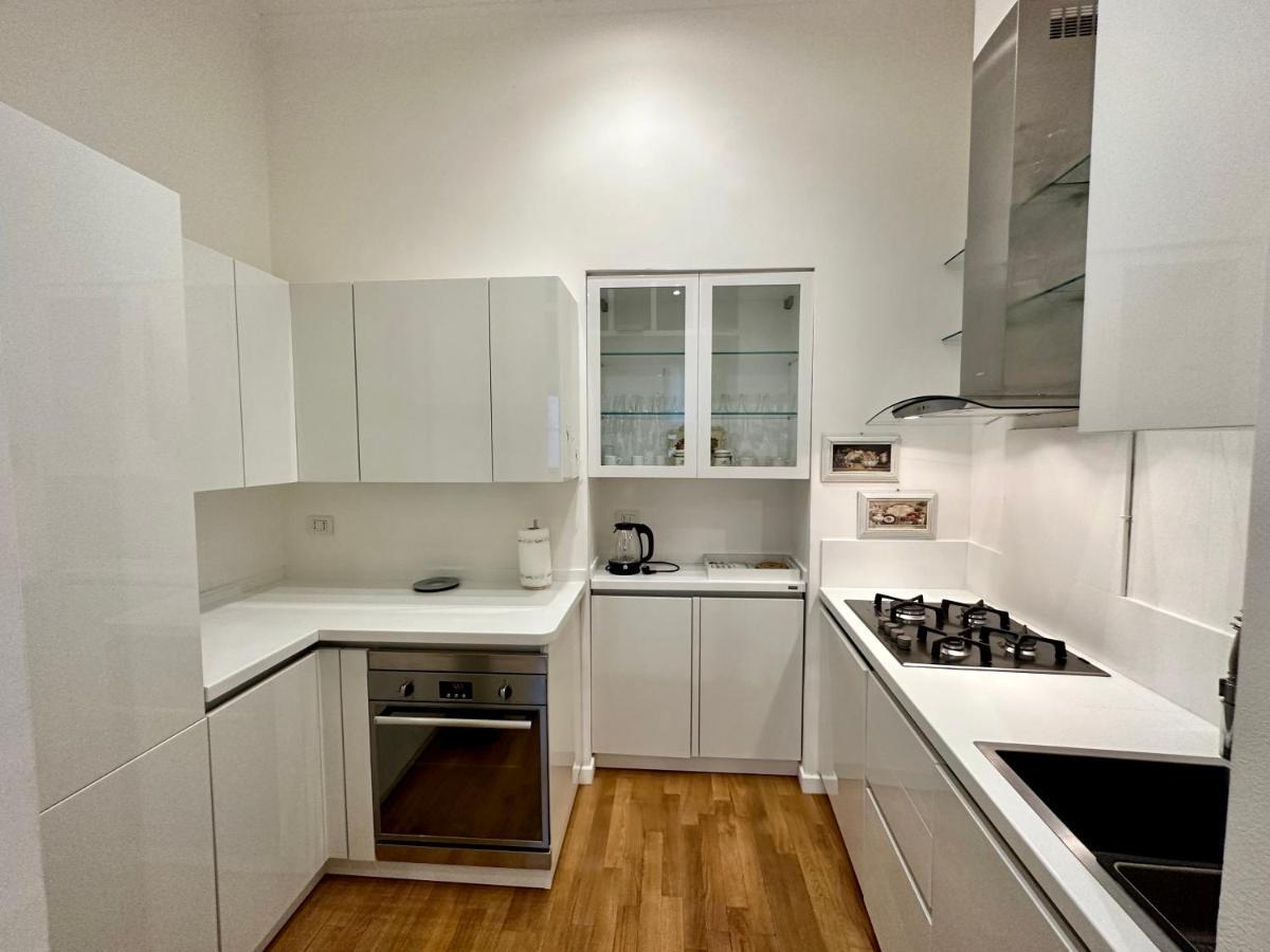Sisters' Home - Appartamento Nel Centro Storico Con Terrazzo, Aria Condizionata E Vasca Da Bagno Siena Zewnętrze zdjęcie