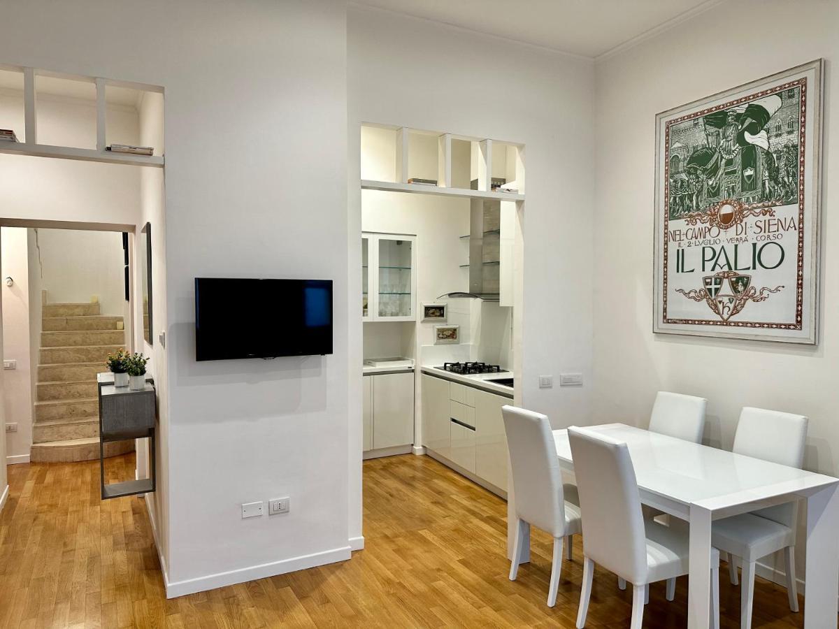 Sisters' Home - Appartamento Nel Centro Storico Con Terrazzo, Aria Condizionata E Vasca Da Bagno Siena Zewnętrze zdjęcie