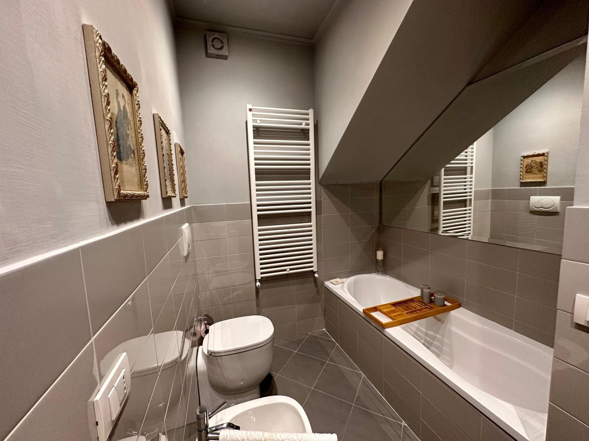 Sisters' Home - Appartamento Nel Centro Storico Con Terrazzo, Aria Condizionata E Vasca Da Bagno Siena Zewnętrze zdjęcie